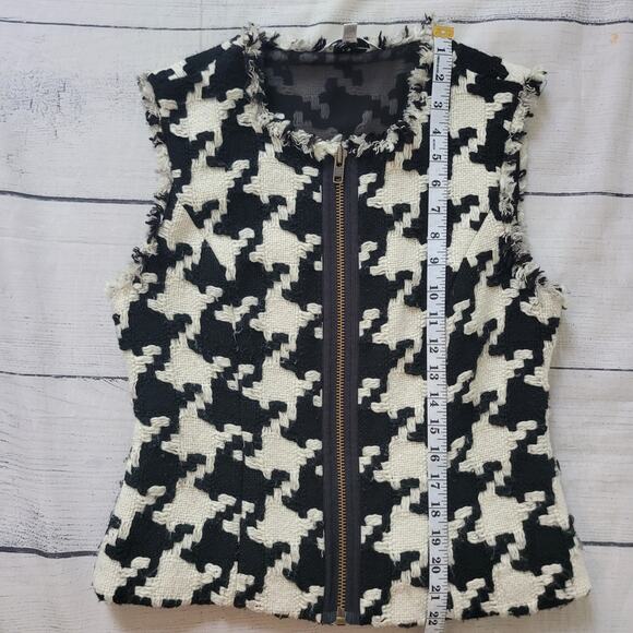 cabi Size S Houndstooth Print Knit Full Zip Fringe Edge Sheath Vest - Picture 4 of 9